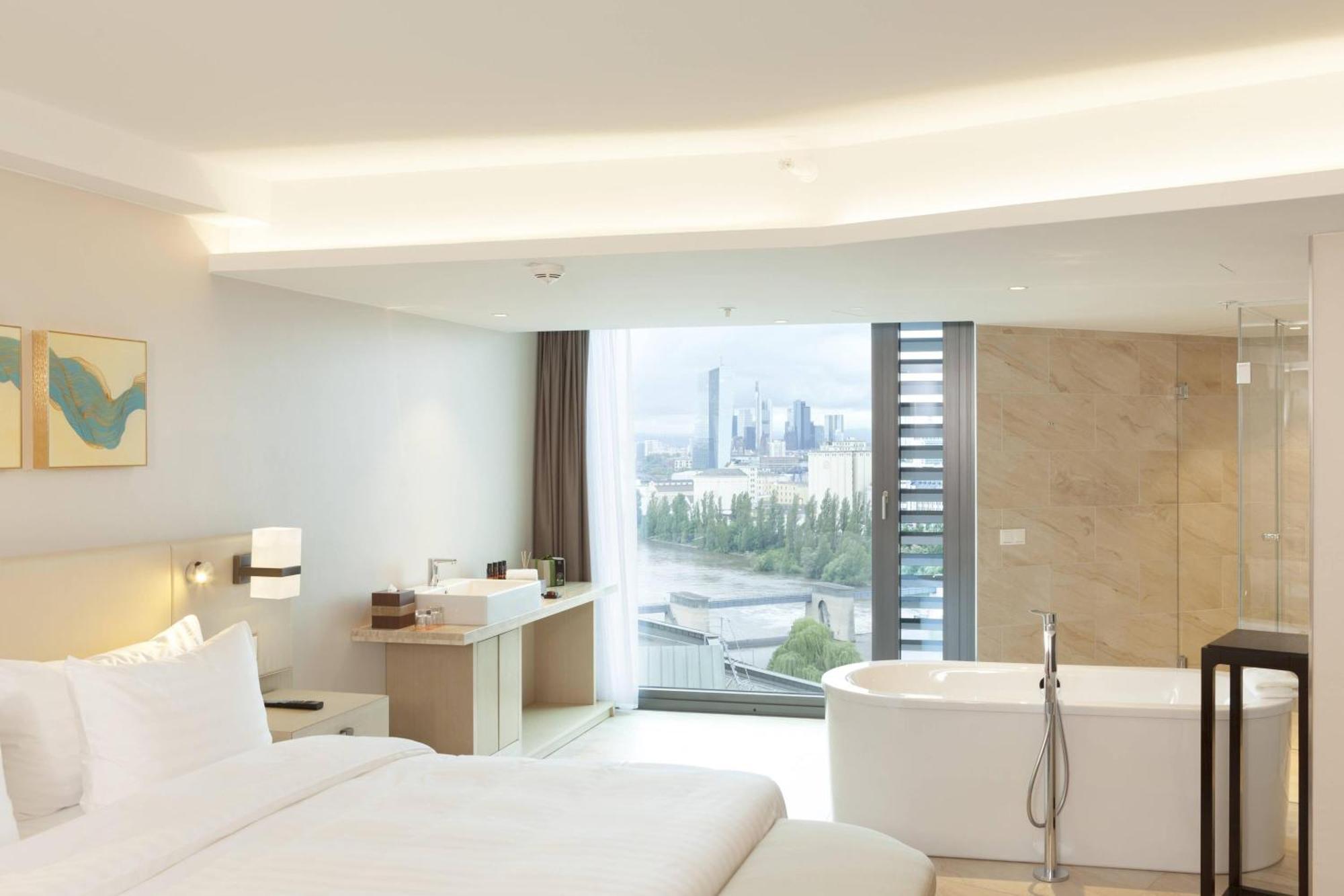 Delta Hotels By Marriott Frankfurt Offenbach Экстерьер фото