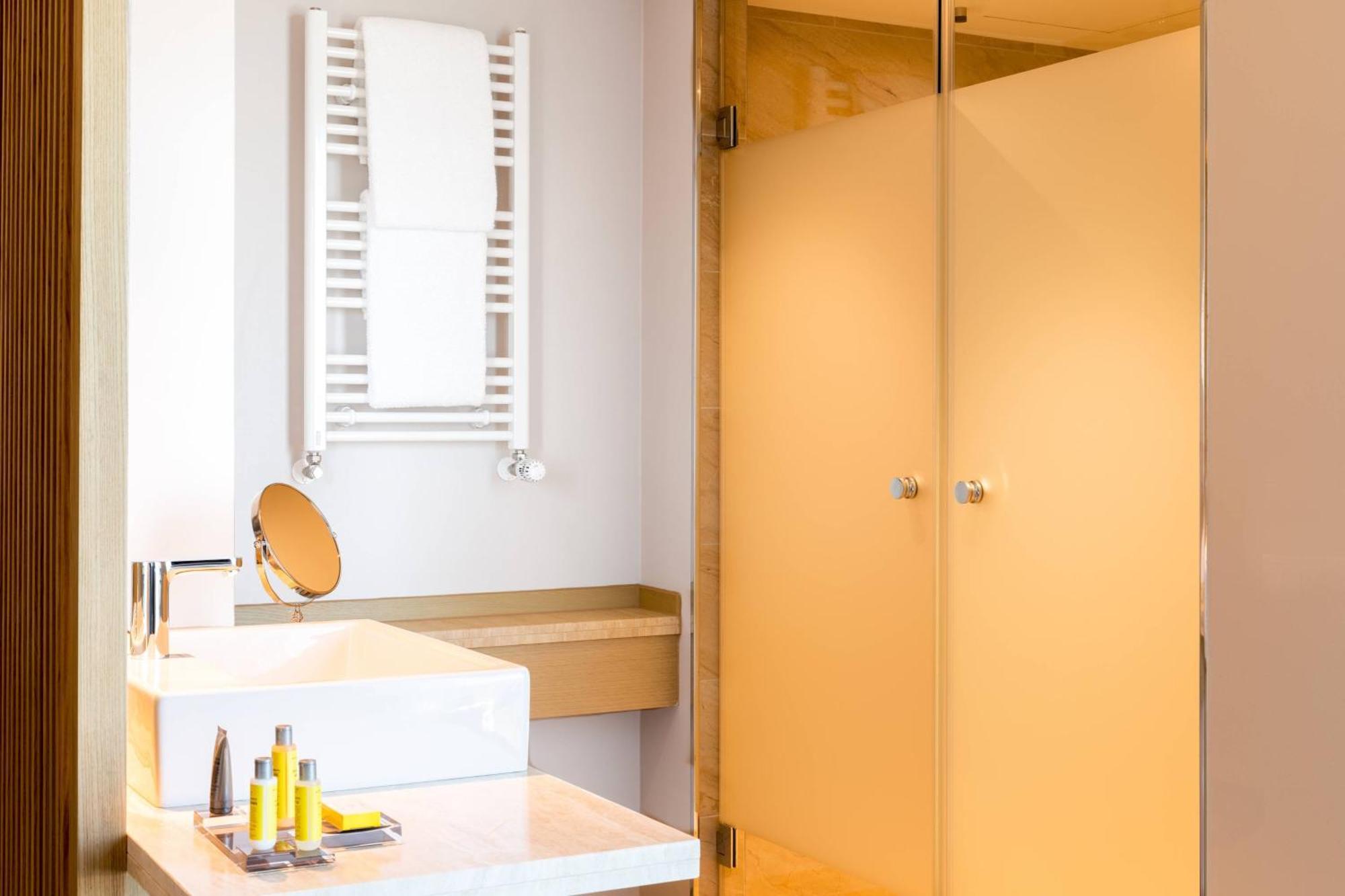 Delta Hotels By Marriott Frankfurt Offenbach Экстерьер фото